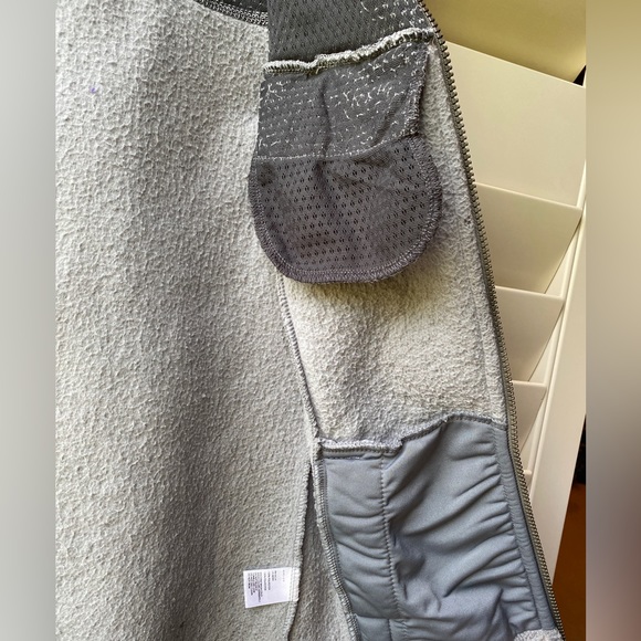 Sm Royal Robbins Gray Vest - Picture 4 of 7